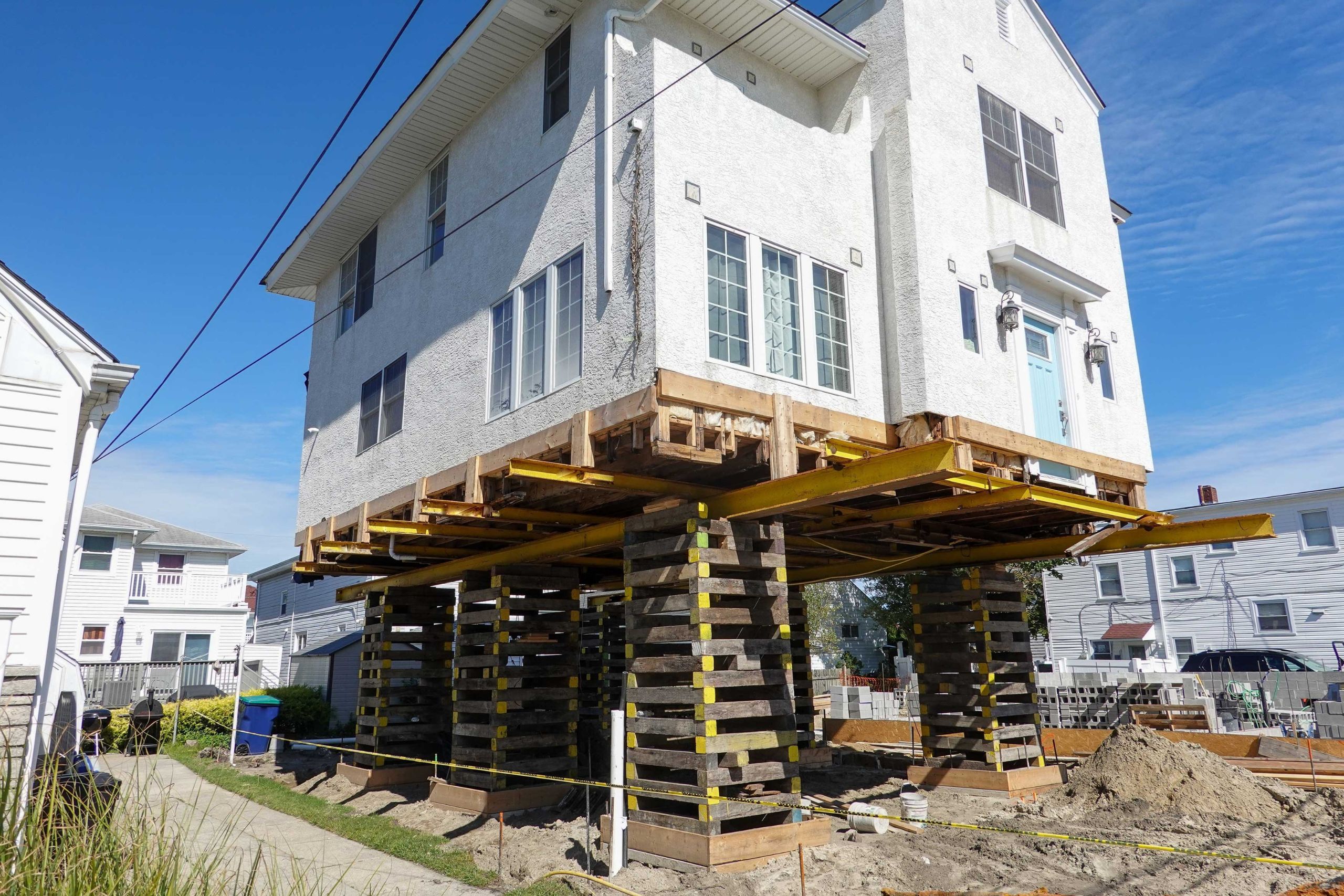 Located in Bradenton, Florida, we are a company that specializes in house lifting, small distance house moving, piles and foundations.